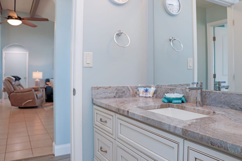 Guest bathroom
