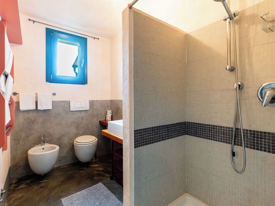 Flooring, Wall, Plumbing Fixture, Floor, Bathroom, Interior Design, Toilet, Plumbing, Tap, Toilet Seat