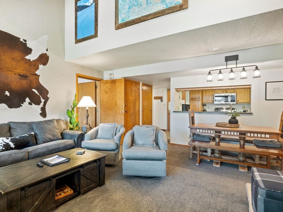 Furniture, Indoors, Living Room, Couch, Home Decor