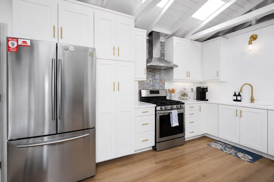 Whip up a quick breakfast, prepare a family meal, or enjoy a late-night snack with the essentials you need right at your fingertips.