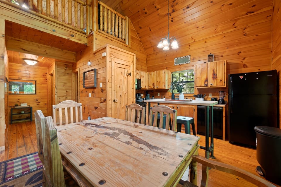 Open dining area off the kitchen — perfect for shared meals after a day in the Smokies