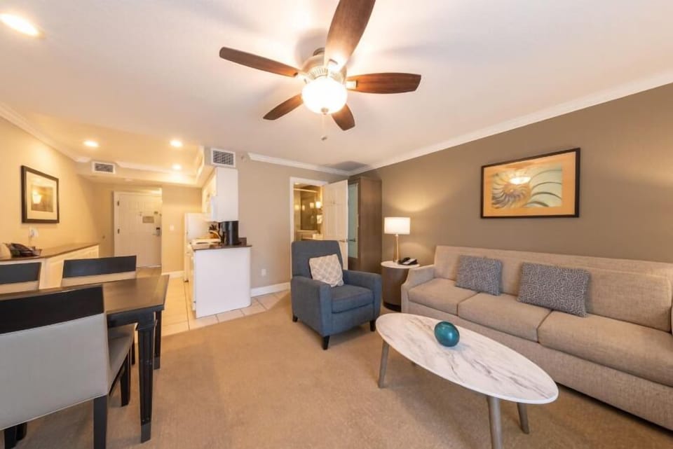 Gather for movies and meals in this airy open-plan space.