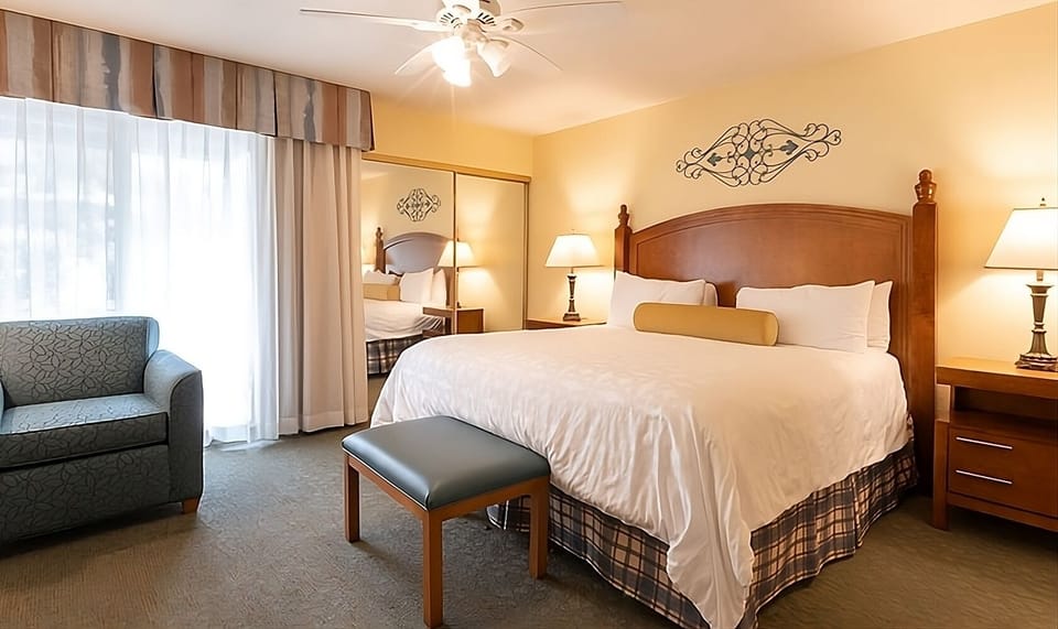 Wake up to soft daylight and a calm, comfortable bedroom.