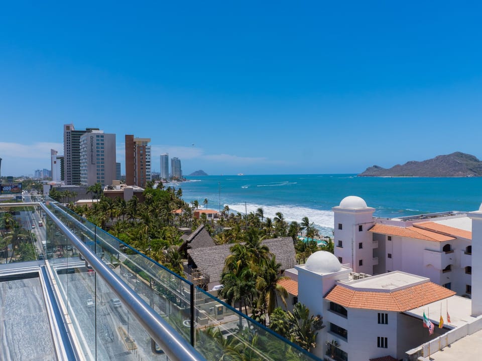 Beach/ocean view