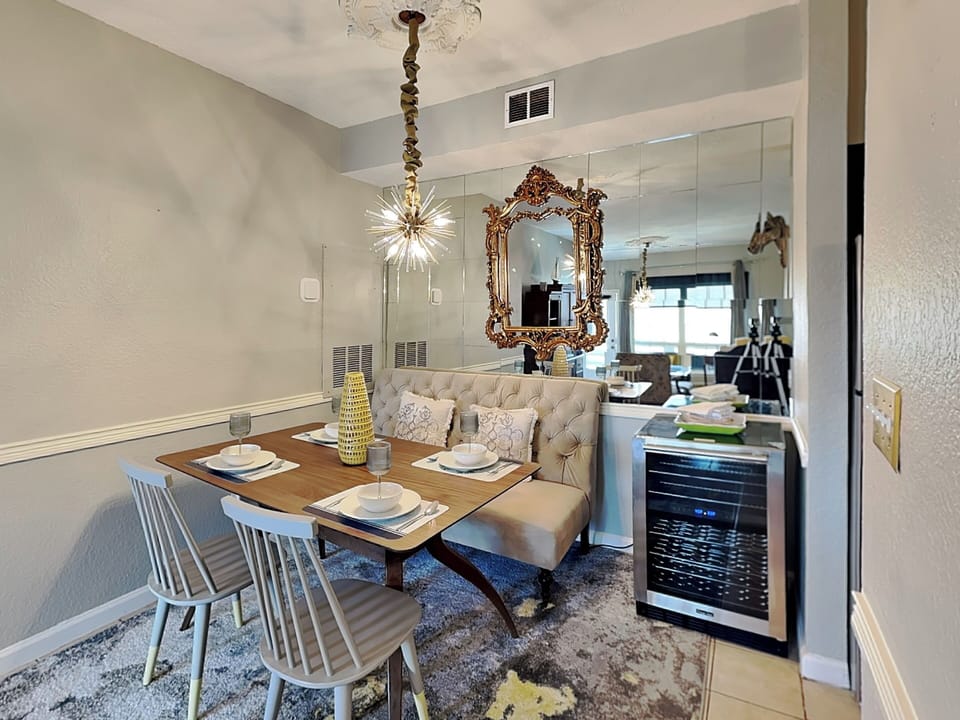 Dining Area - Chairs for 2 + Bench Seating