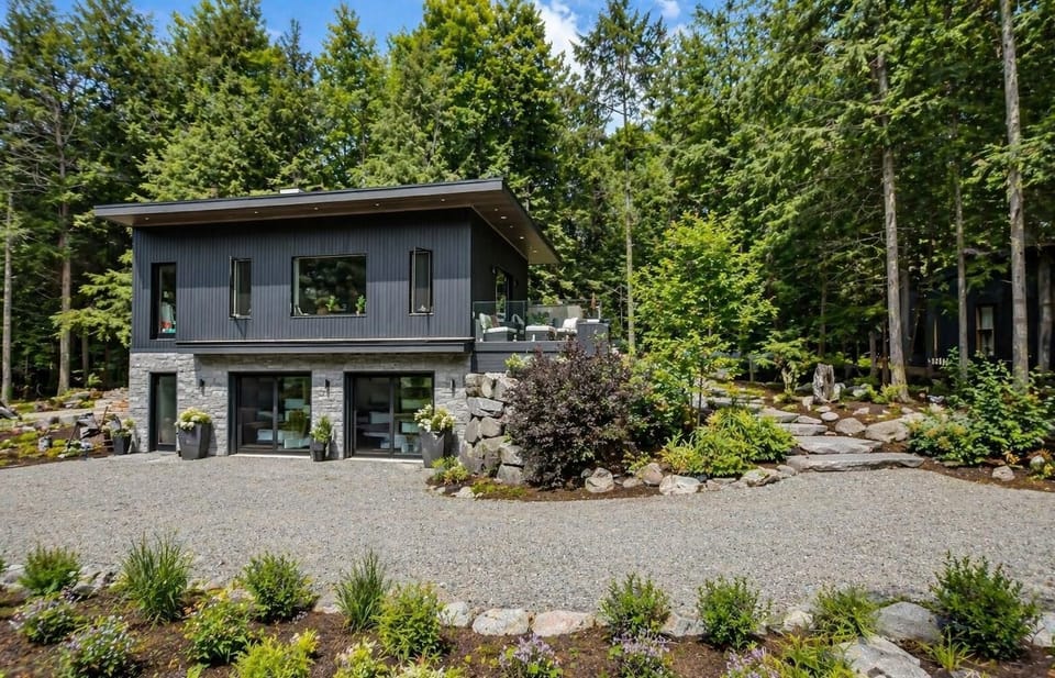 Main Cottage