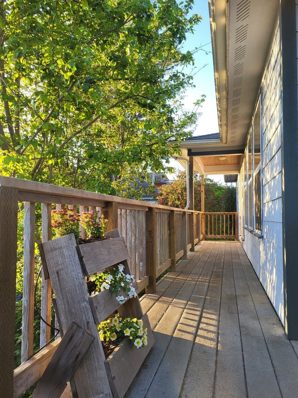 Wrap Around Deck