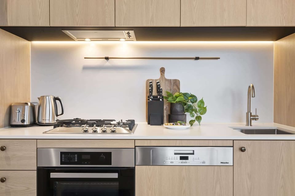 Full Kitchen
