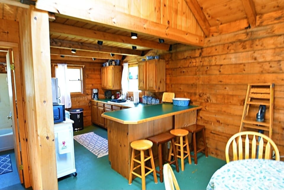 Kitchen  with Breakfast Bar