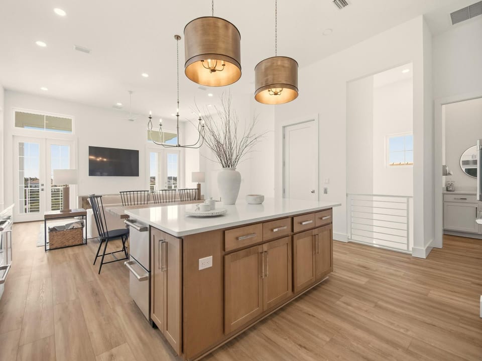 Kitchen - Breakfast Bar For Two