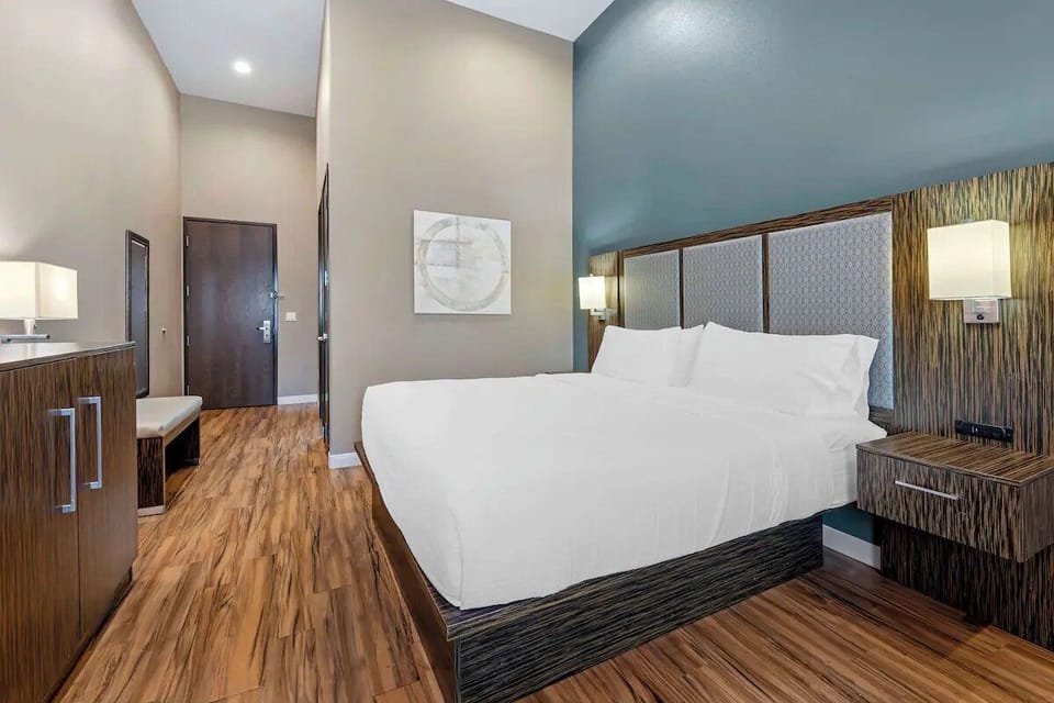 Bedroom. Interior and views may vary based on location and availability.