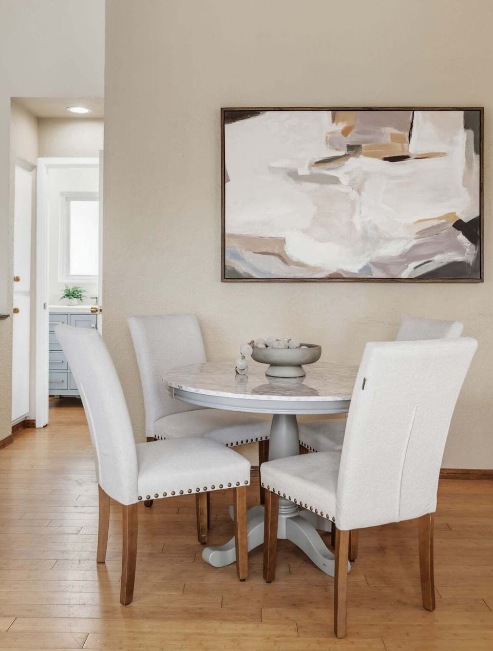 Dining table seats 4