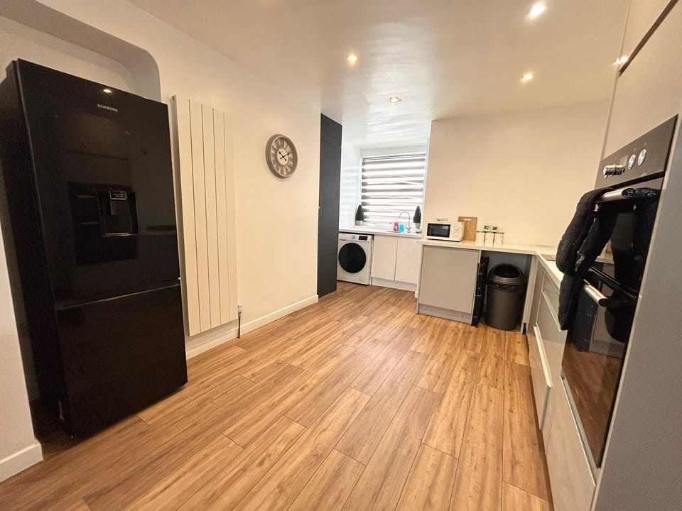 Open Plan Kitchen / Living Room