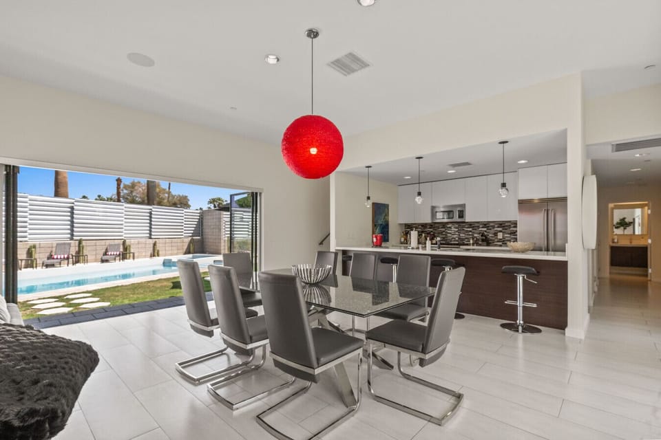 Dining Room 2