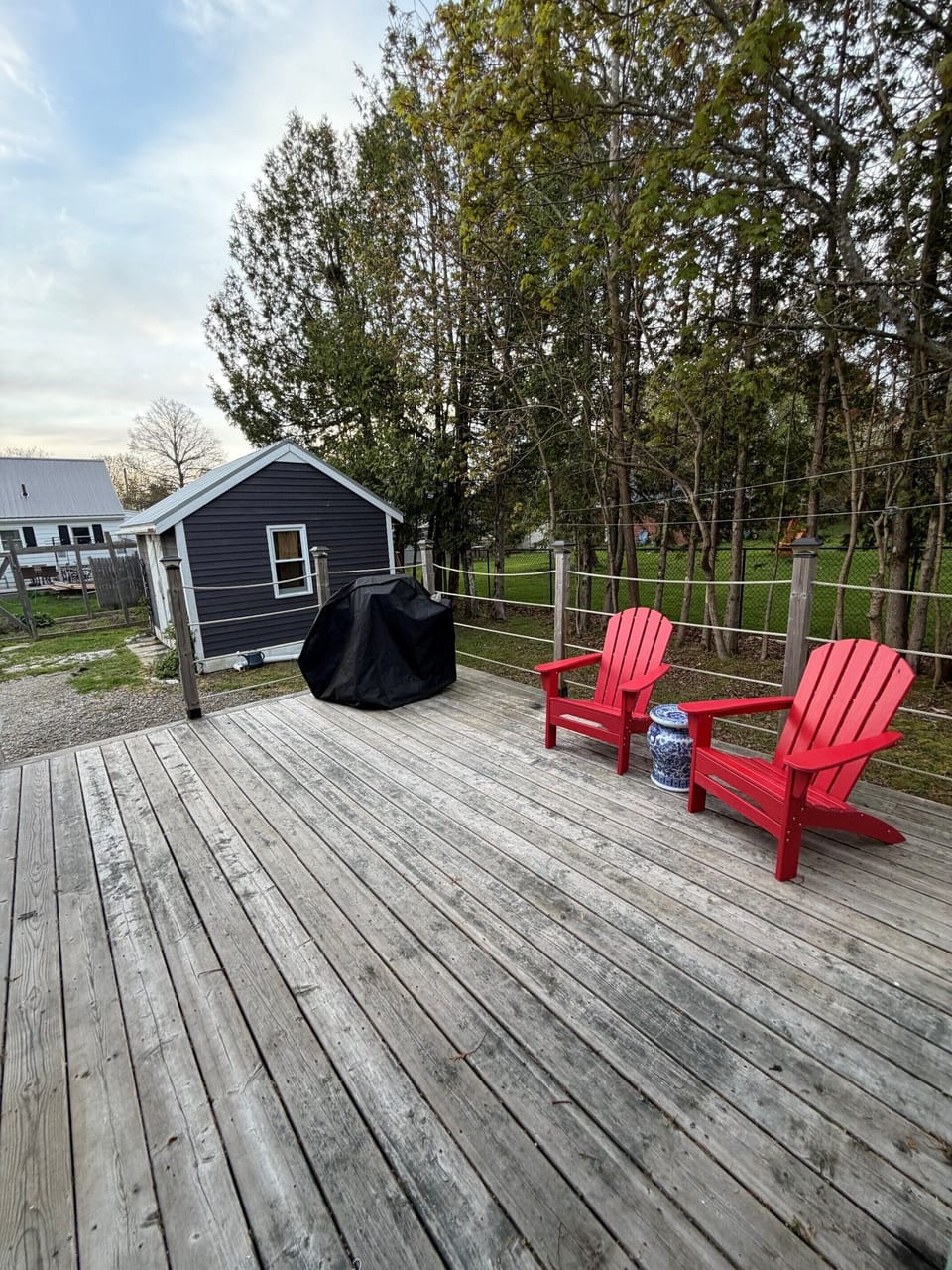 Private back deck with BBQ
