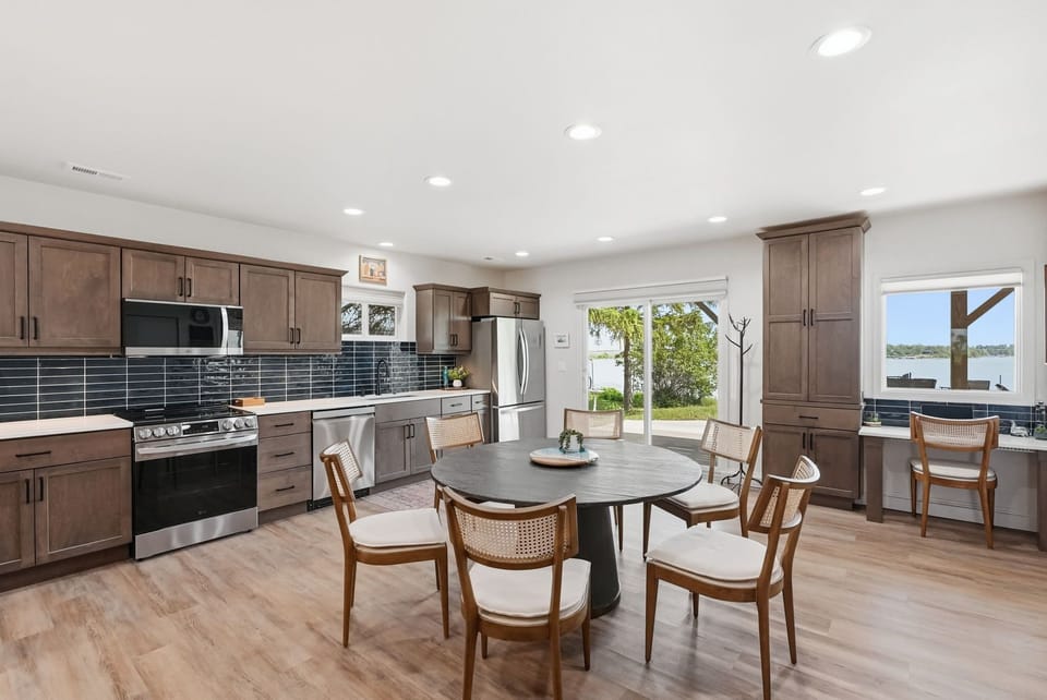 Open concept main level living w/ lake views.