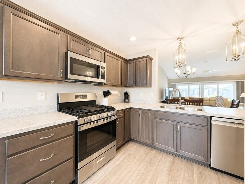 Kitchen 1