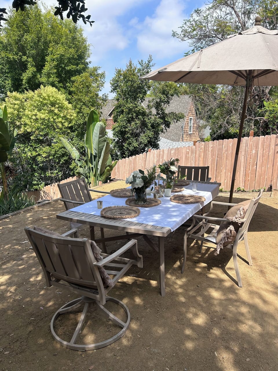 Outdoor dining