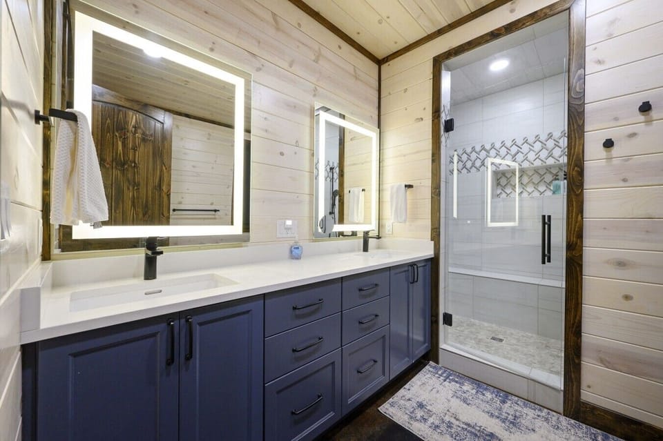 16_primary_bath_shower