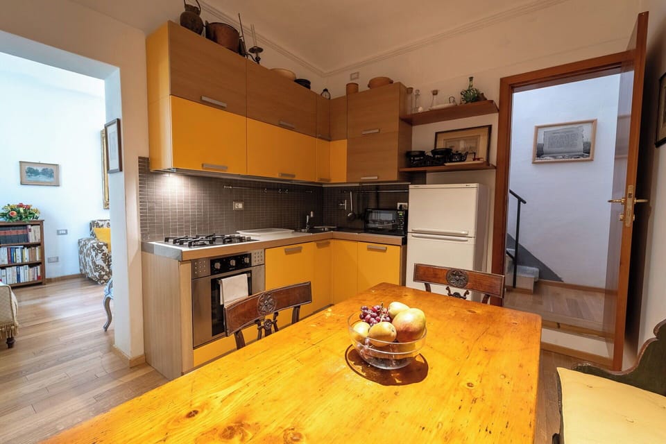 Autumn, Kitchen, Spring, Summer