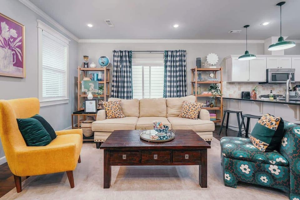 This colorful retreat offers comfort and convenience near top shopping, dining, and outdoor attractions.