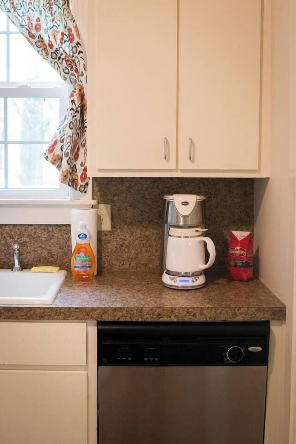 Coffee pot and coffee