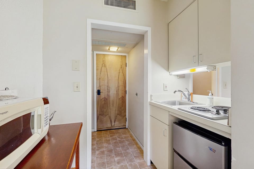Kitchenette