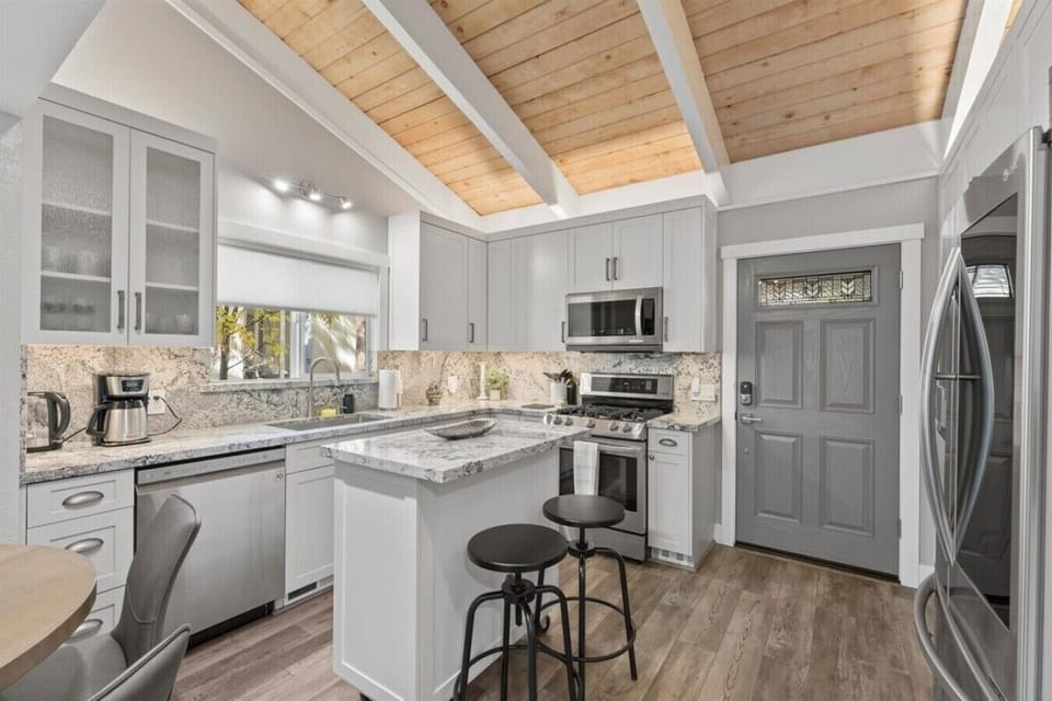 Well appointed Kitchen