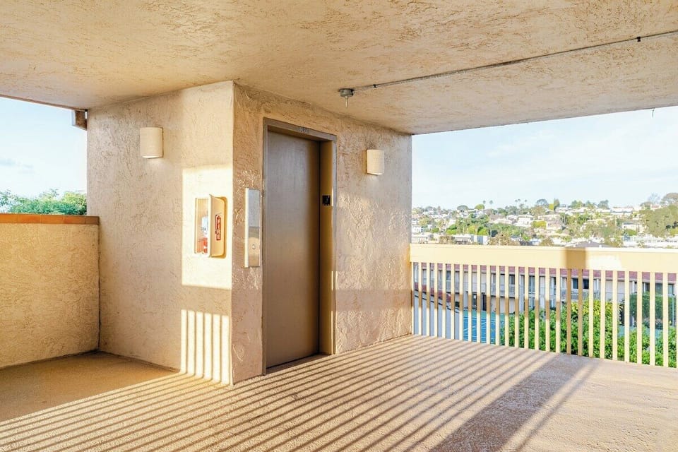 Elevator