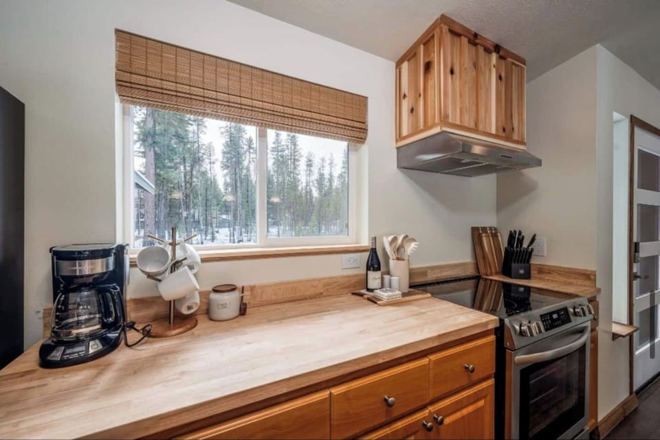 Kitchen views while sipping on your coffee in the morning! 
