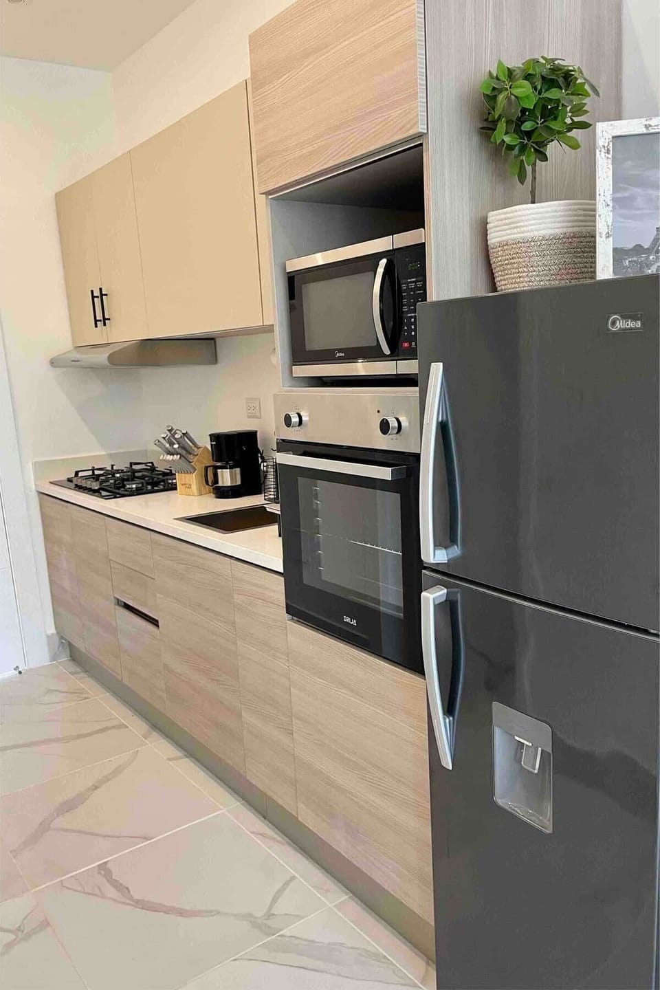 Fully equipped kitchen