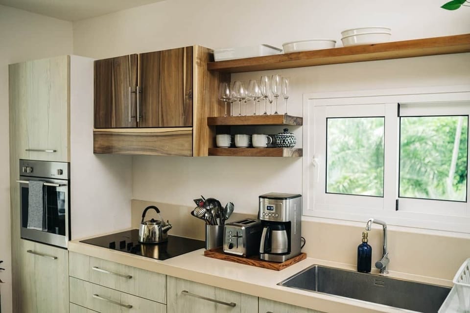 Fully equipped kitchen