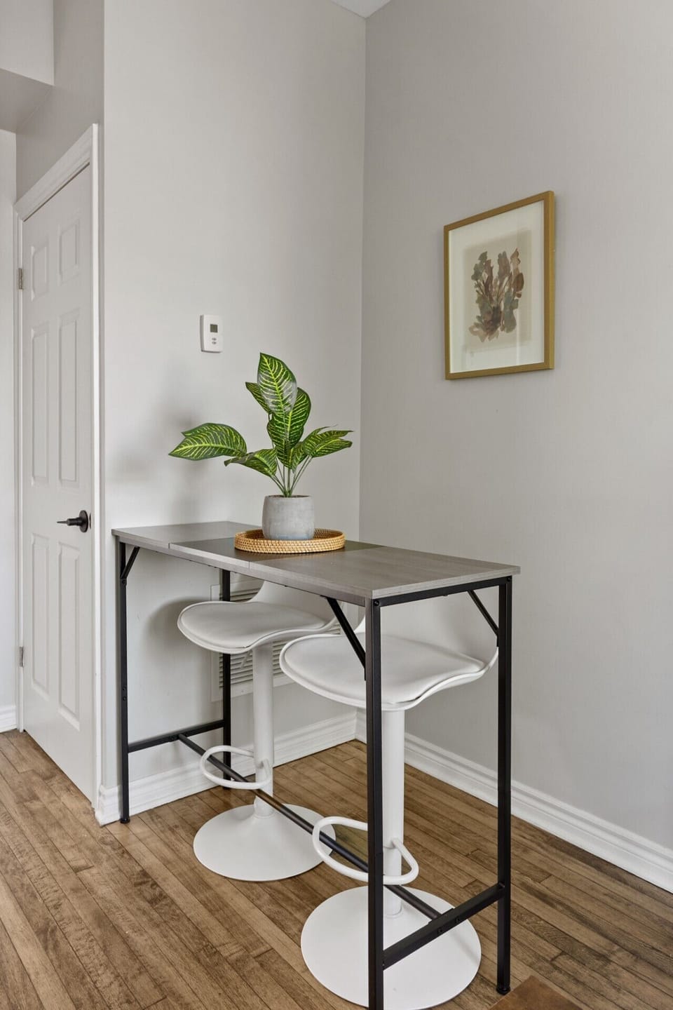 Dining Table Unit 2