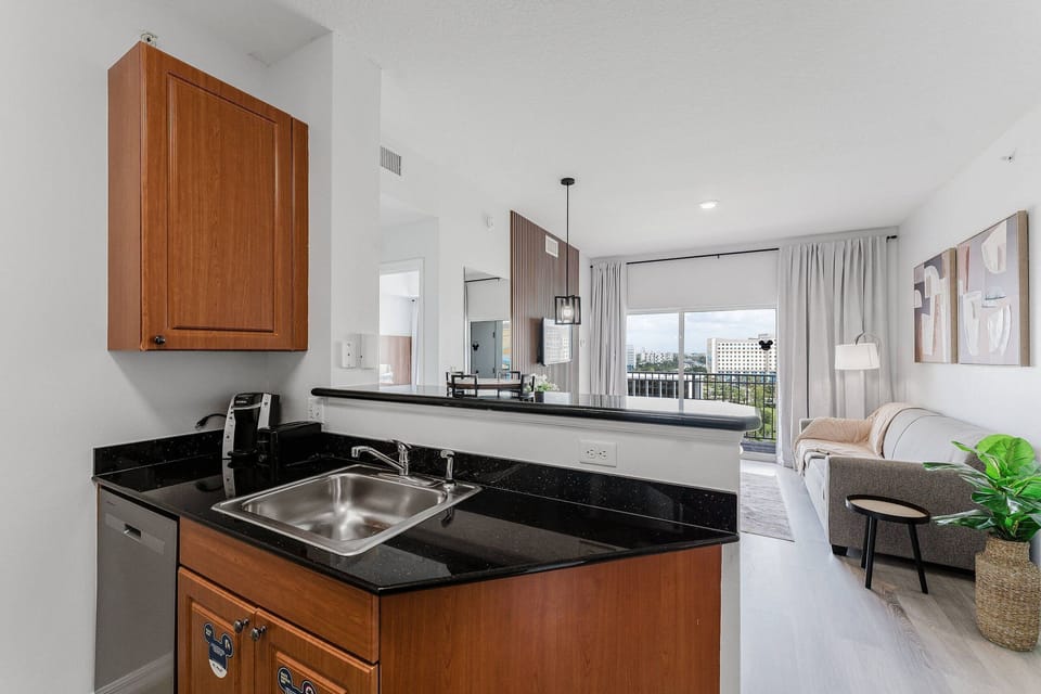 Kitchen or kitchenette