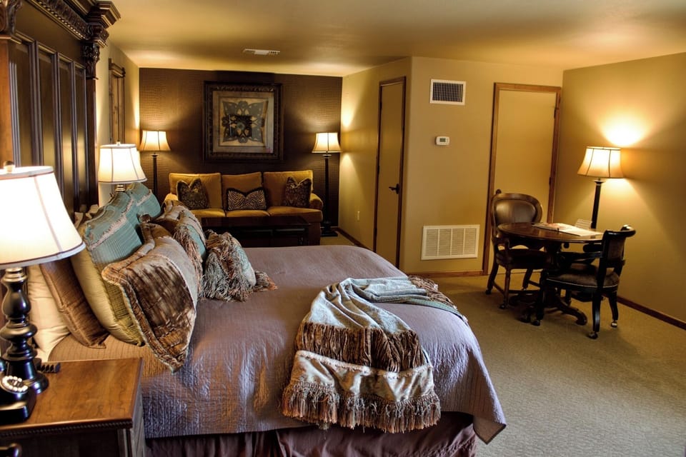 Emerald20Suite9