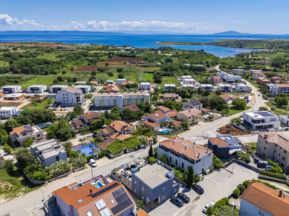 Apartment, Balcony, Coast, Hotel, Resort, Seaside Resort, Resort Town, Bay, Penthouse Apartment