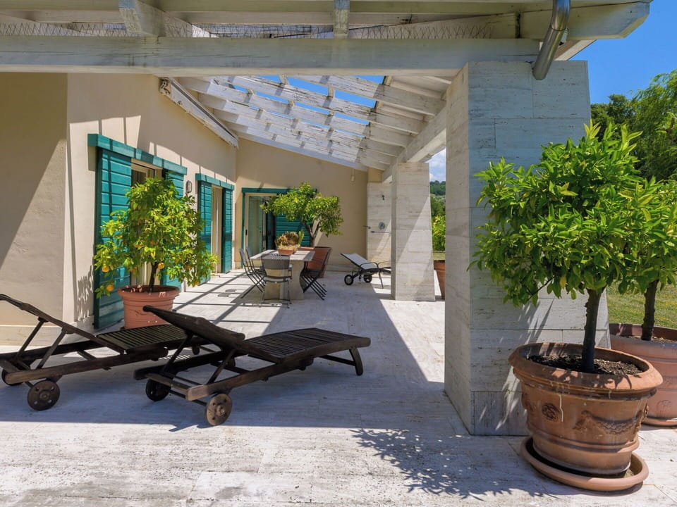 Outdoor Furniture, Flowerpot, Shade, Furniture, Chair, Outdoor Structure, Houseplant, Patio, Garden, Porch