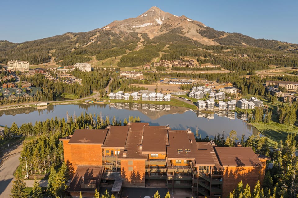 Summer Views | Exterior