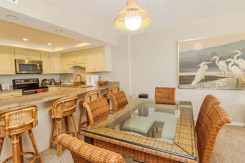 St. Augustine Beach Rentals Dining Room