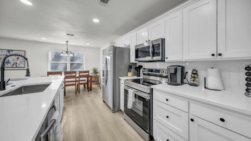 Fully stocked kitchen ready for your feasts! 