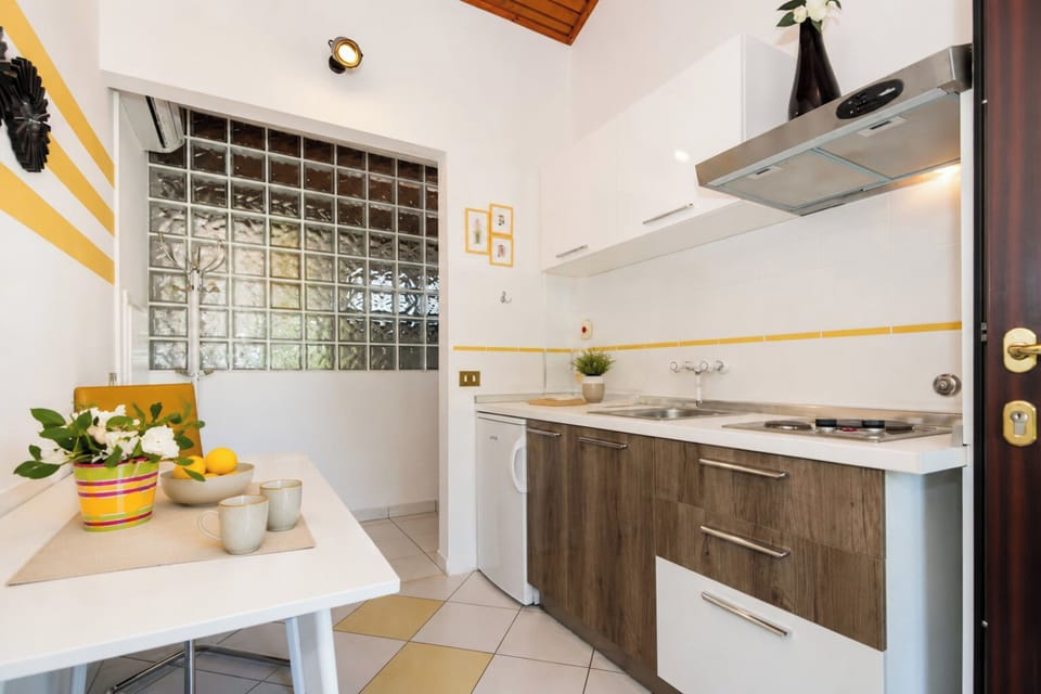 Kitchenette