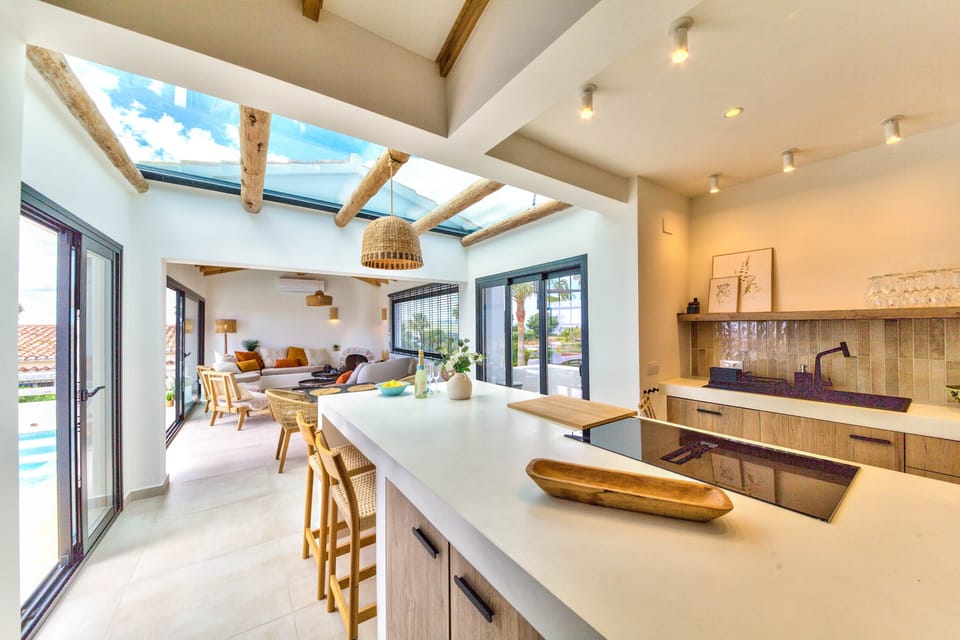 Kitchen Right 2