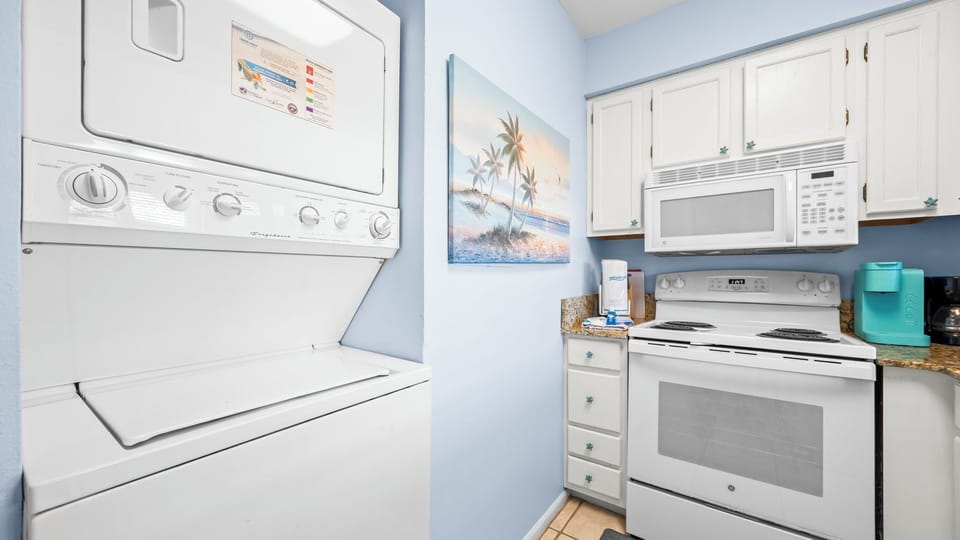 Sea Breeze 317 - Washer & dryer