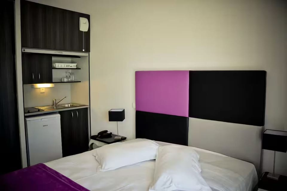 Bedroom. Interior and views may vary based on location and availability.