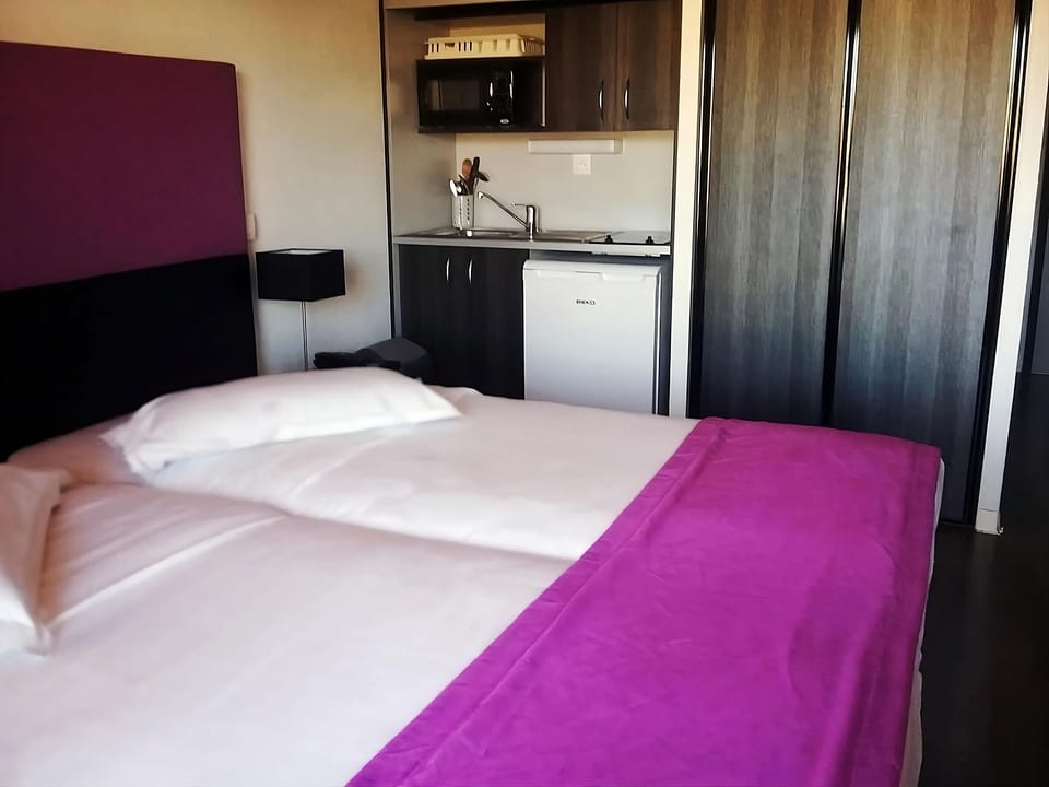 Bedroom. Interior and views may vary based on location and availability.