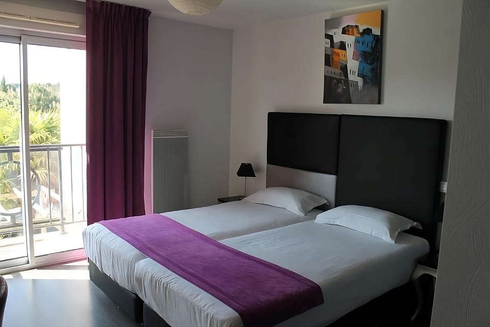 Bedroom. Interior and views may vary based on location and availability.