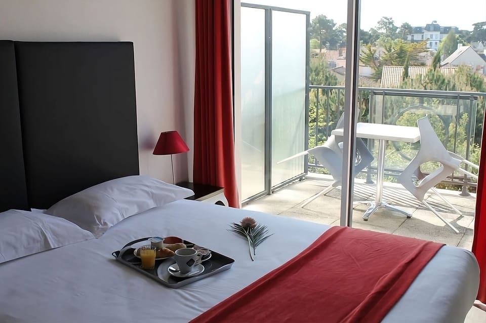 Bedroom. Interior and views may vary based on location and availability.