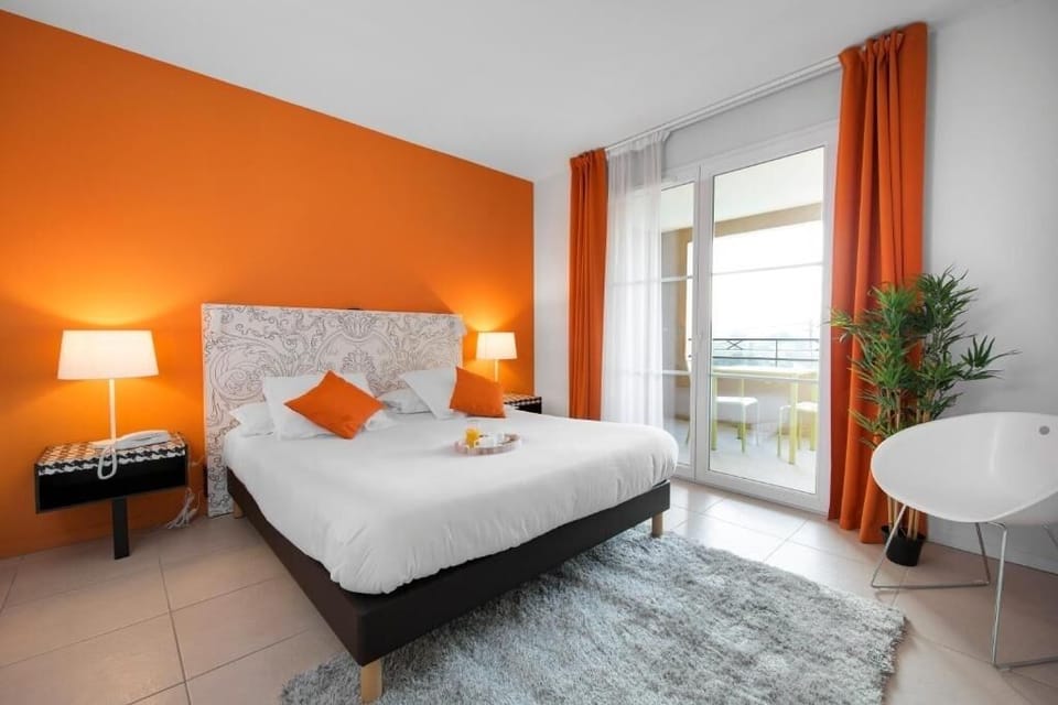 Bedroom. Interior and views may vary based on location and availability.