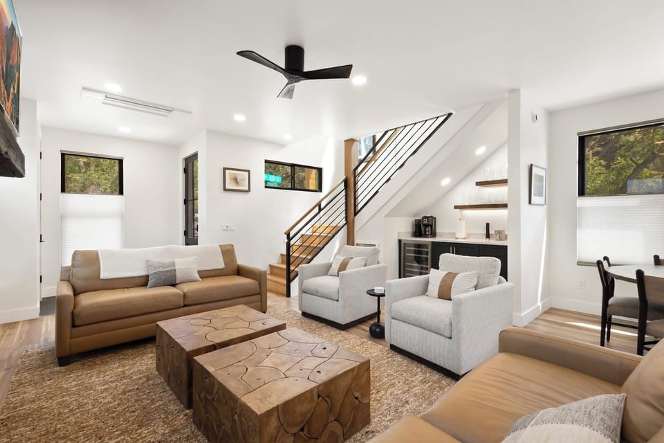 Welcome to Mountain Elegance - Our home is beautifully furnished and features high-end furnishings throughout, a cozy gas fireplace, a smart TV, a wet/coffee bar, and an open-concept living space.