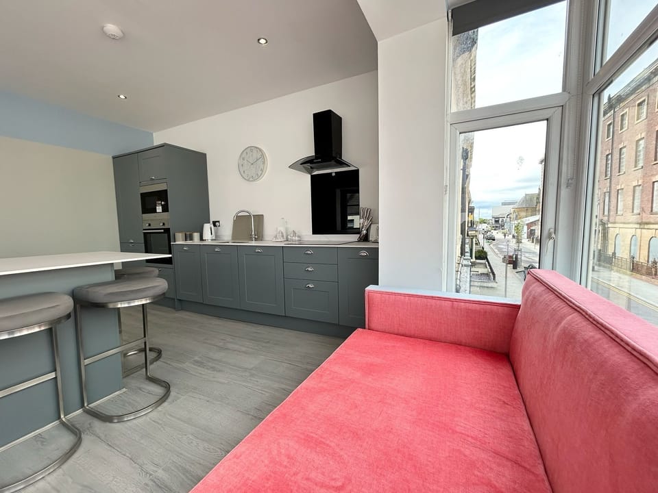 Open Plan Kitchen / Living Room